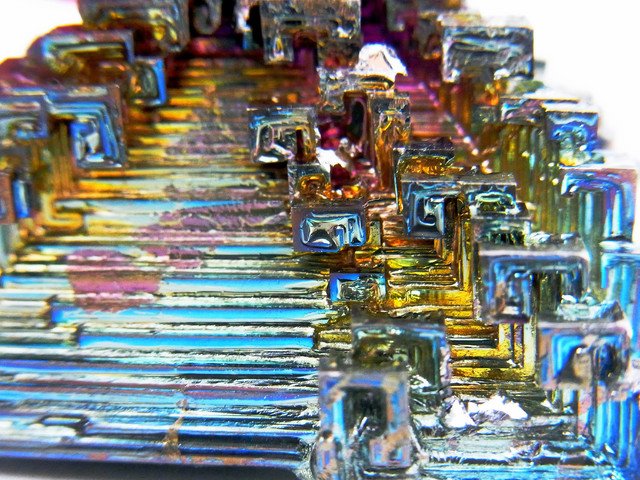 Bismuth Crystal 77.1g about45mm