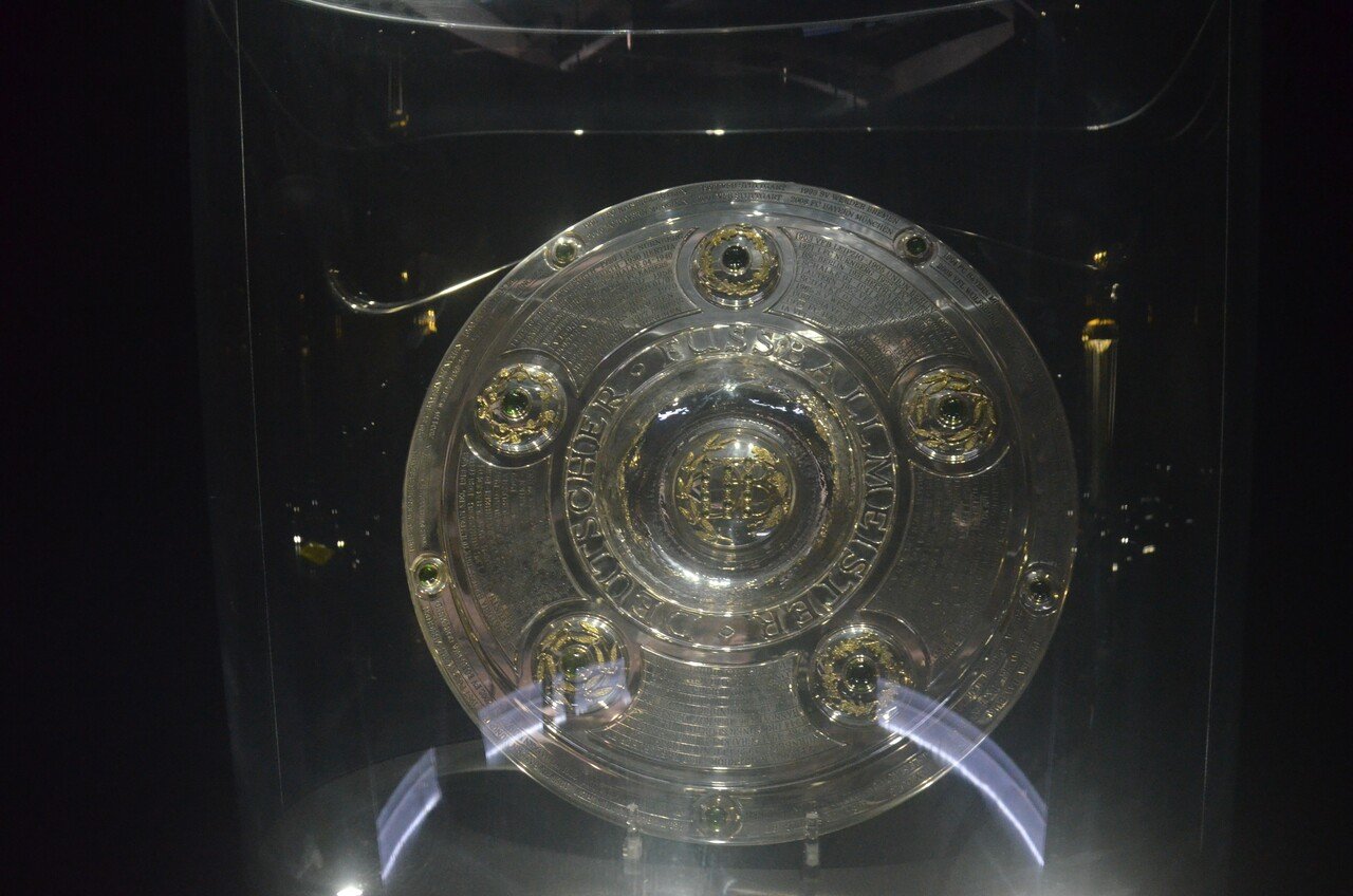 ブンデスリーガの優勝シャーレ