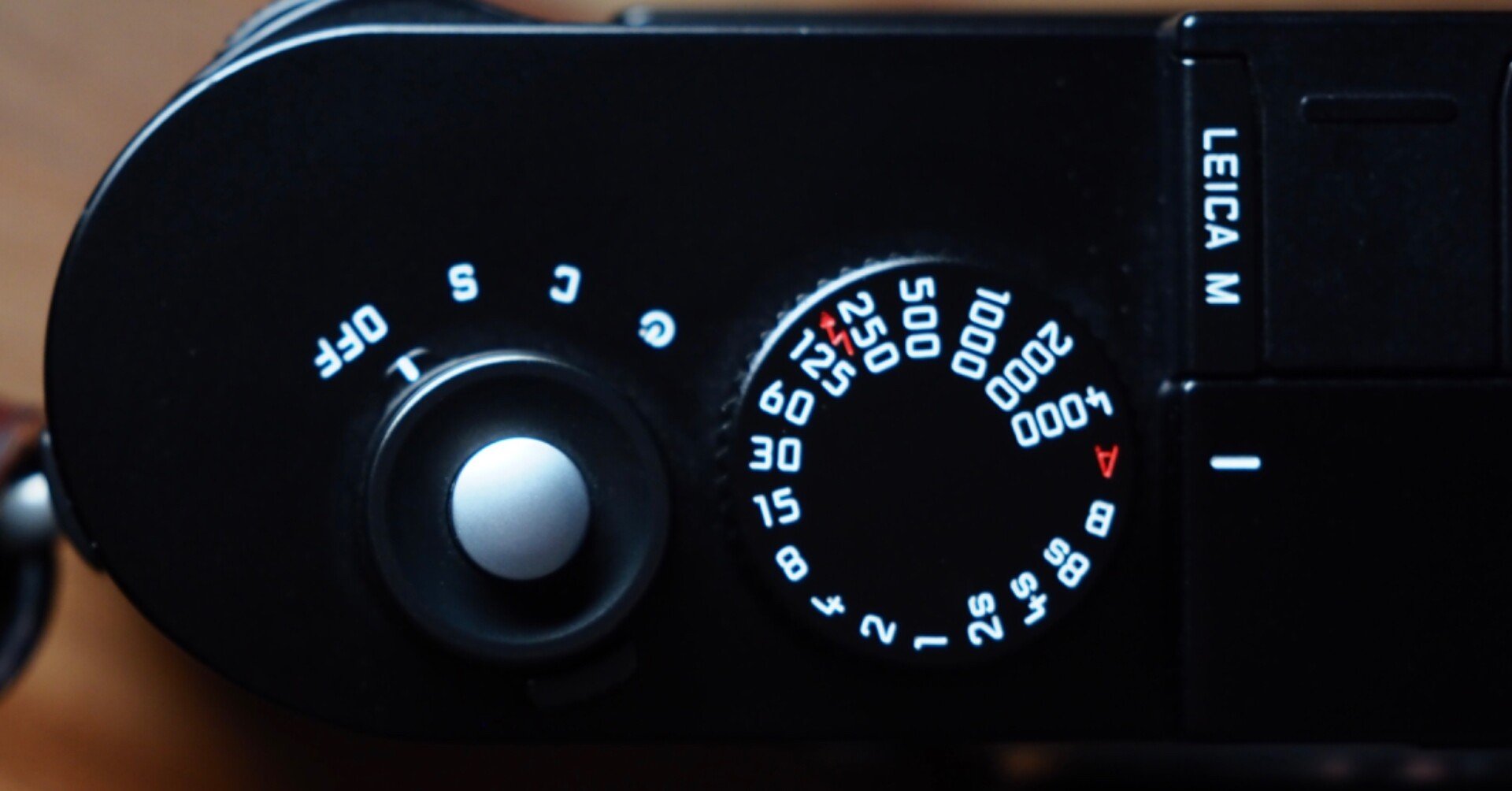 M型ライカに付けるレリーズボタン｜kamo