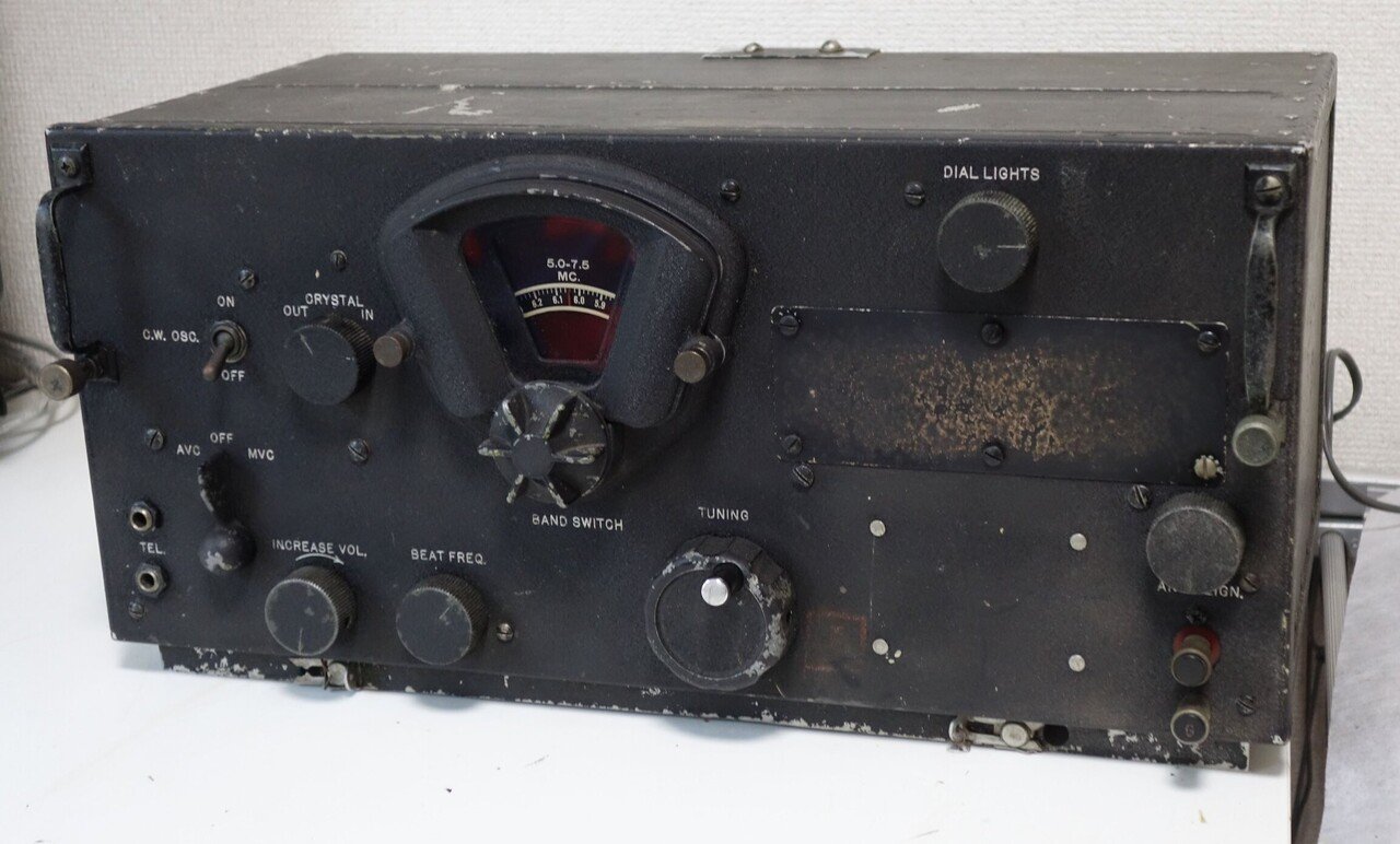 第二次世界大戦期 米軍実物放出品 無線機用ヒューズケース 真空管 第二