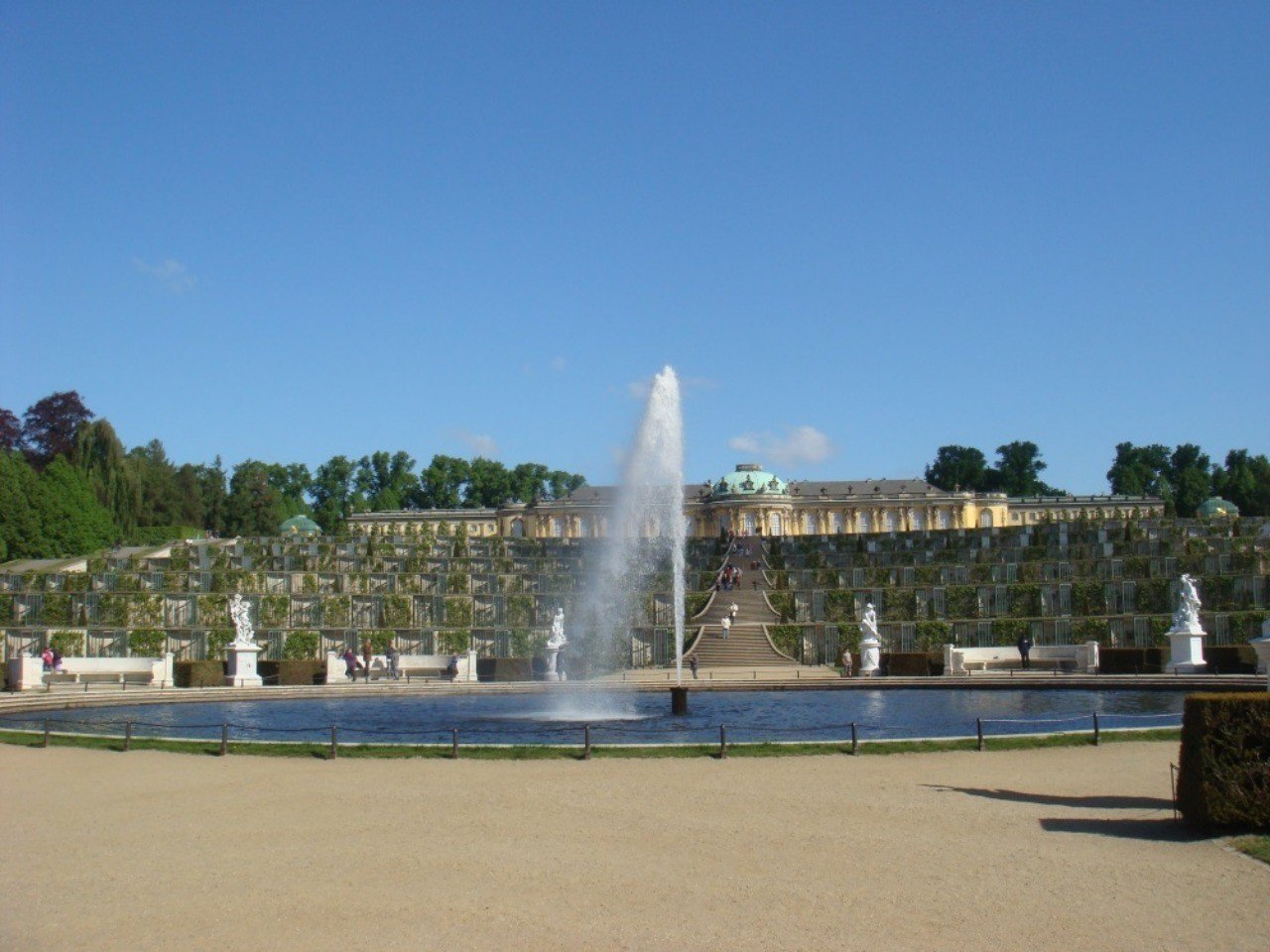 ドイツ - ポツダム サンスーシ宮殿｜Atsushi （ぐっさん）＠ビアライゼ好き