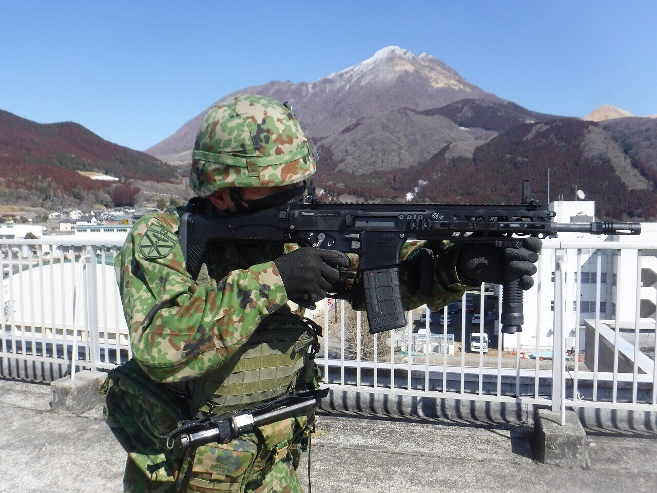 TBR 薬莢受け(20式と同じ使い方) TBR 薬莢受け(20式と同じ使い方) 新型】元自衛隊員が『20式小銃』