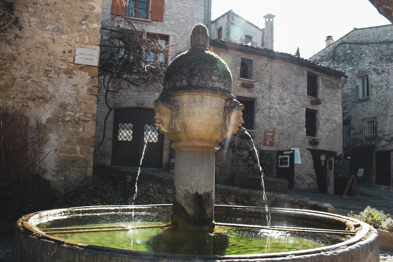 071 石造りの街で父娘の背中を追いかける 写真散歩 まつばらあや Living Atelier Note 071 石造りの街で父娘の背中を追いかける 写真散歩 まつばらあや Living Atelier Note