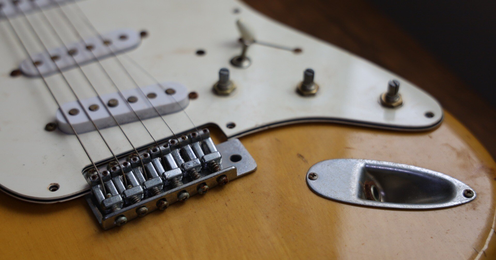 ギターリペア初心者が一年間ジャンクギター再生に取り組んだ記録と