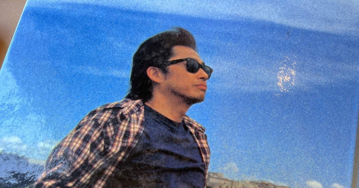 浜田省吾、サングラスをかける理由を自ら語る。（1982年7月 