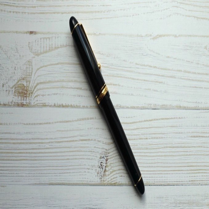 最初の金ペン万年筆で最高の1本に出会ってしまった｜杉浦百香（もか