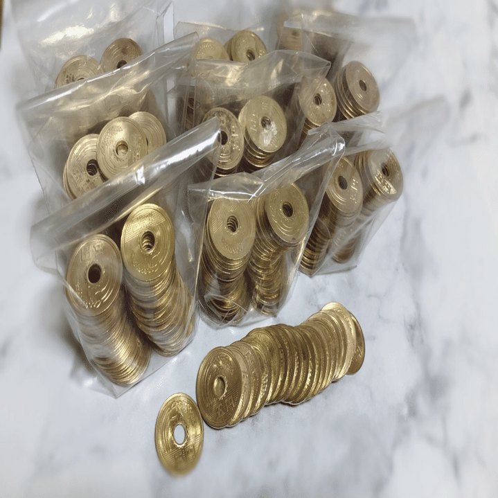 お賽銭用の5円玉を500枚磨いてみた｜ぼん