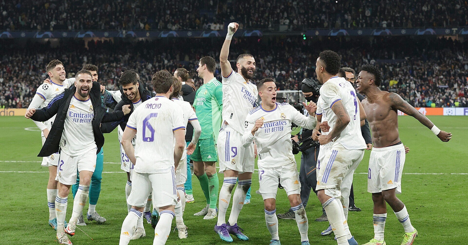 魔法の夜 はいかにして生まれたのか レアル マドリー対パリ サンジェルマン 大逆転劇の戦術的ポイントを読み解く きのけい Note 魔法の夜 はいかにして生まれたのか レアル マドリー対パリ サンジェルマン 大逆転劇の戦術的ポイントを読み解く きのけい Note