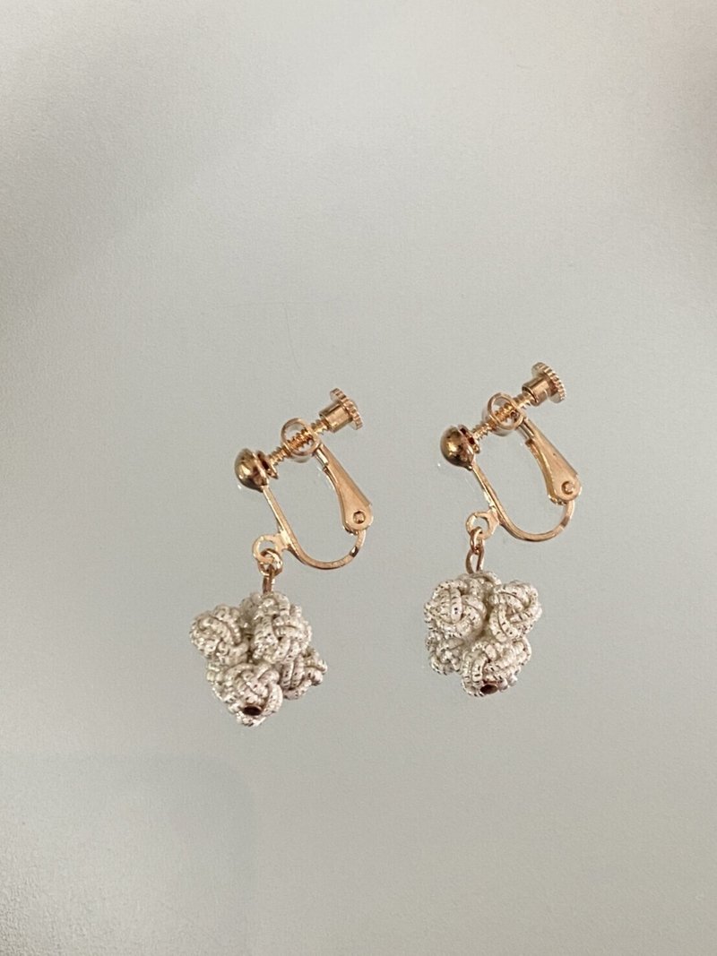 水引イヤリング1