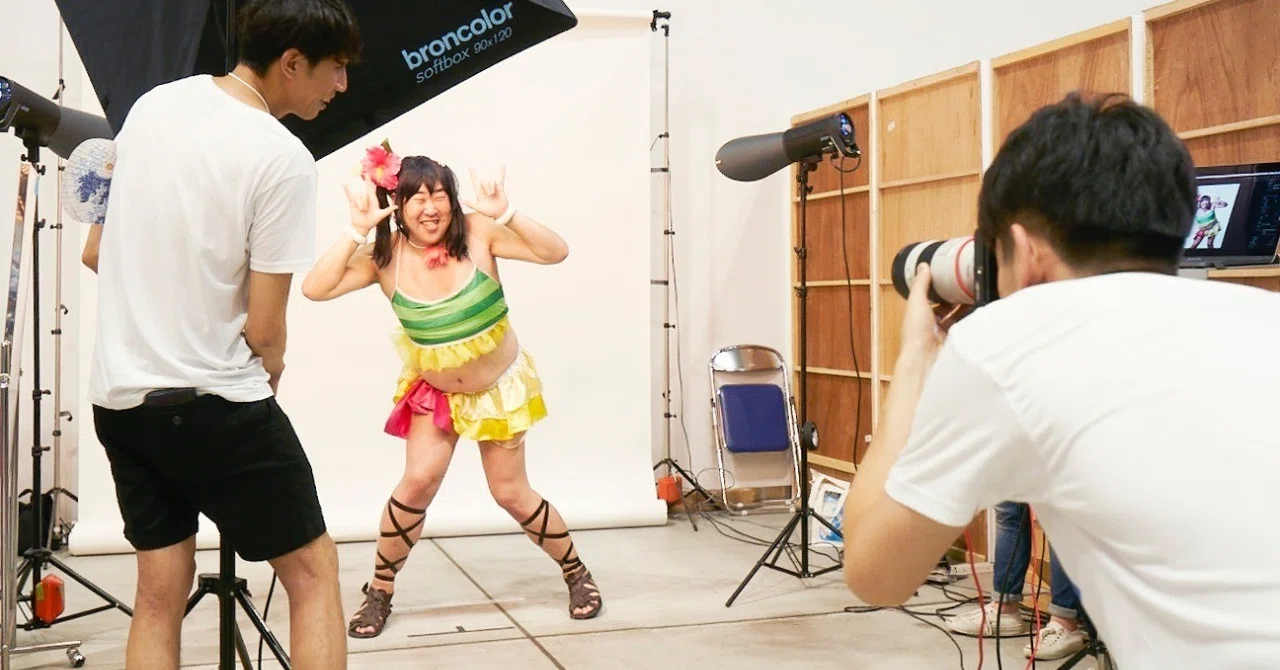 鈴木心写真館inコミケのひみつ「白背景に一灯」を攻略せよ！｜すずきしん