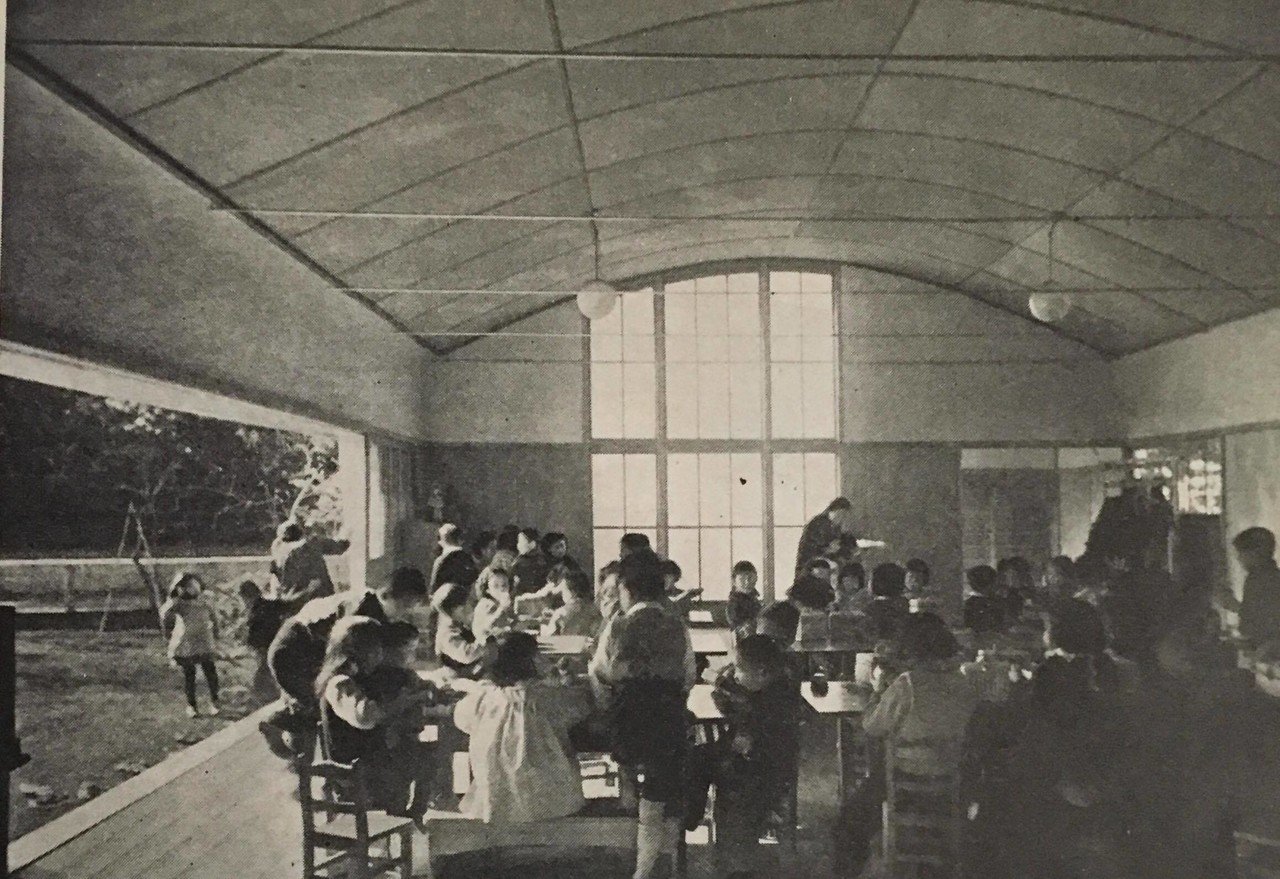 未来を育む格納庫 清家清 うさぎ幼稚園 と軍事技術の民生転用 竹内孝治 マイホームの文化史 Note 未来を育む格納庫 清家清 うさぎ幼稚園 と軍事技術の民生転用 竹内孝治 マイホームの文化史 Note