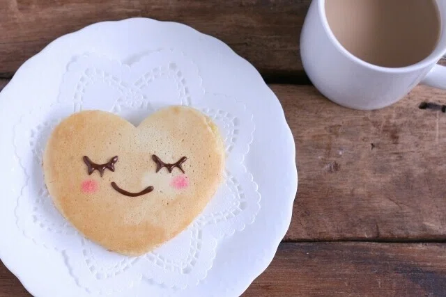 ハート コーヒー ケーキ あ顔