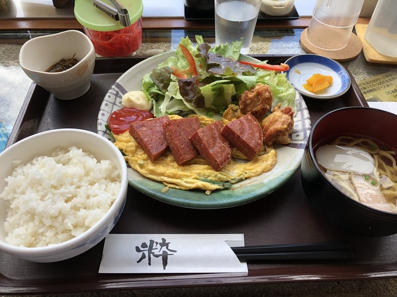 琉球茶屋くわっち でポーク玉子定食 新宿三丁目 西野サシミ Note 琉球茶屋くわっち でポーク玉子定食 新宿三丁目 西野サシミ Note