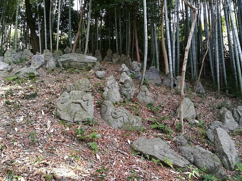 石峰寺五百羅漢５