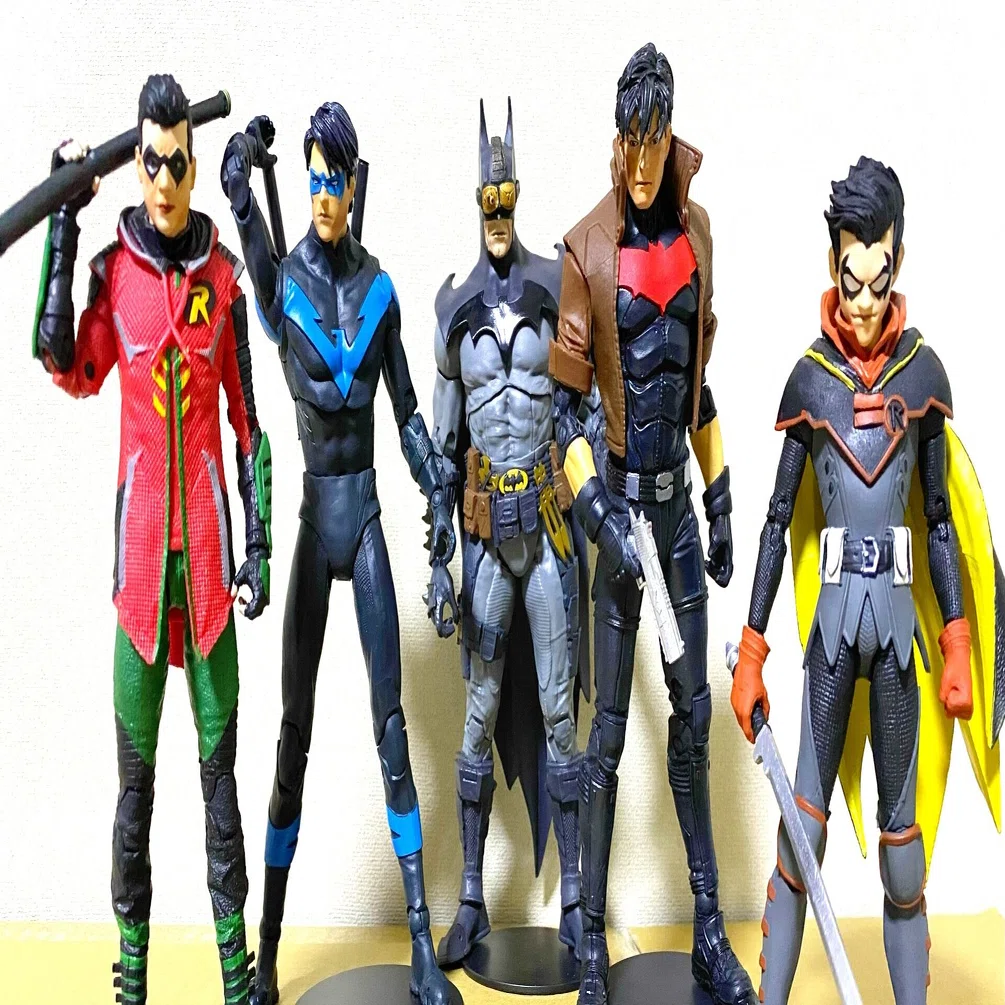 ついに歴代ロビン集結！ DCマルチバース「ロビン（インフィニット 