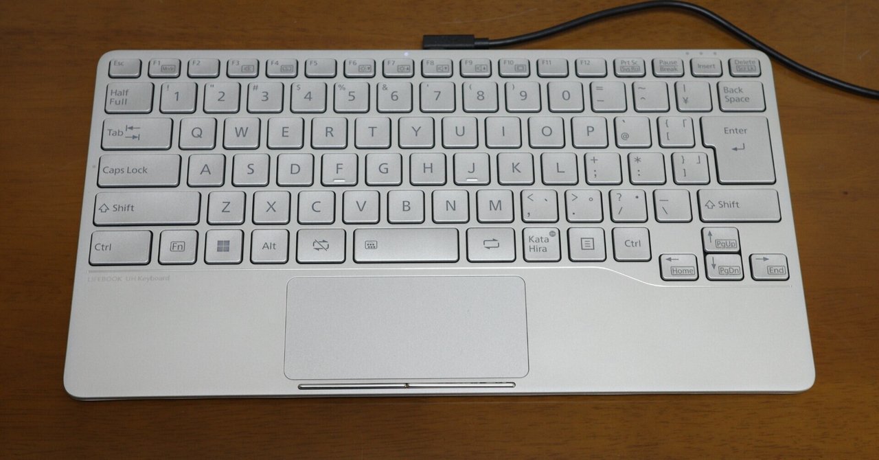 よ*い様 激レア(40thモデル): LIFEBOOK UH Keyboard ノートパソコンからくり抜いたようなデザインと使い心地――「LIFEBOOK