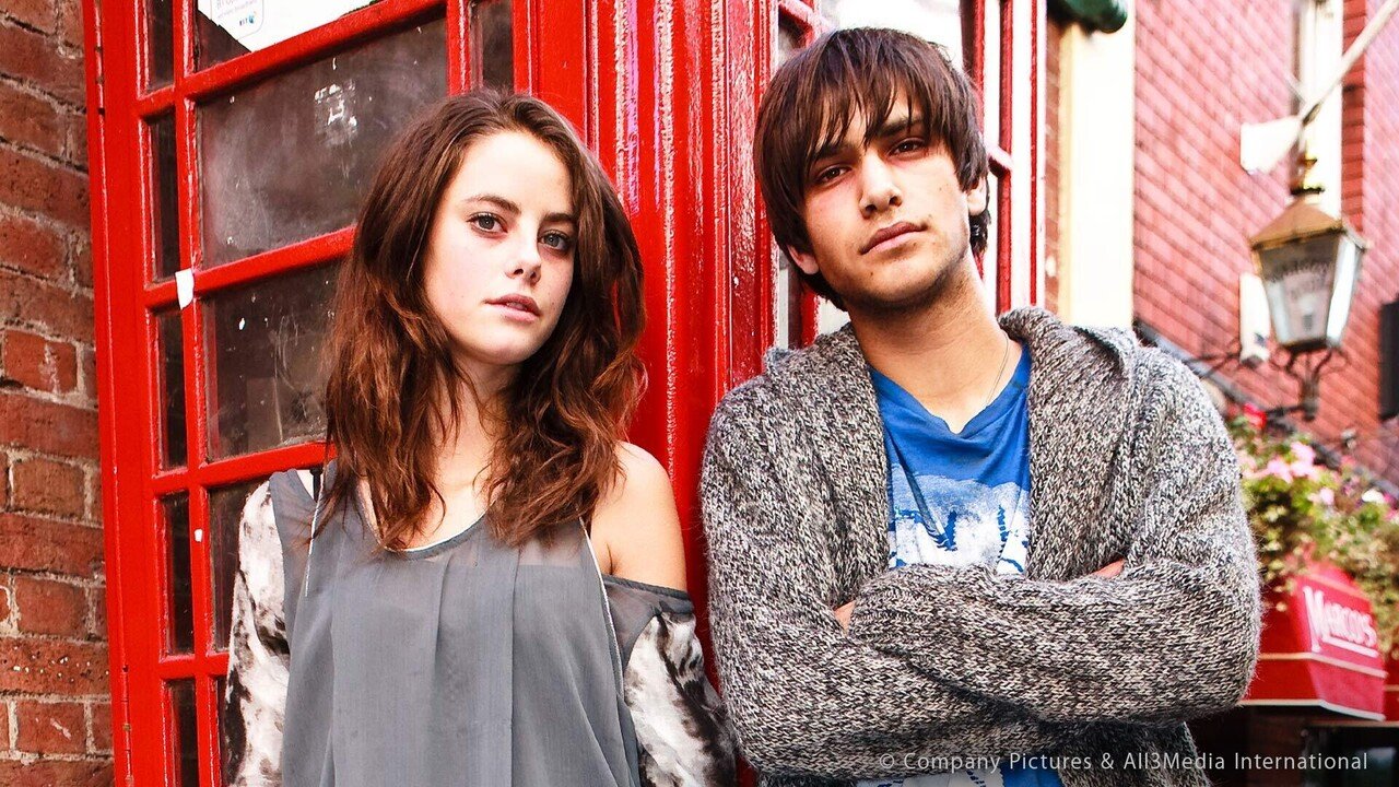 Watcha独占配信中の海外ドラマ 受難の第二世代に幸せは訪れるのか 話題の英国発青春ドラマの傑作 Skins スキンズ シーズン4が配信スタート Watcha Note Watcha独占配信中の海外ドラマ 受難の第二世代に幸せは訪れるのか 話題の英国発青春ドラマの傑作 Skins スキンズ シーズン4が配信スタート Watcha Note