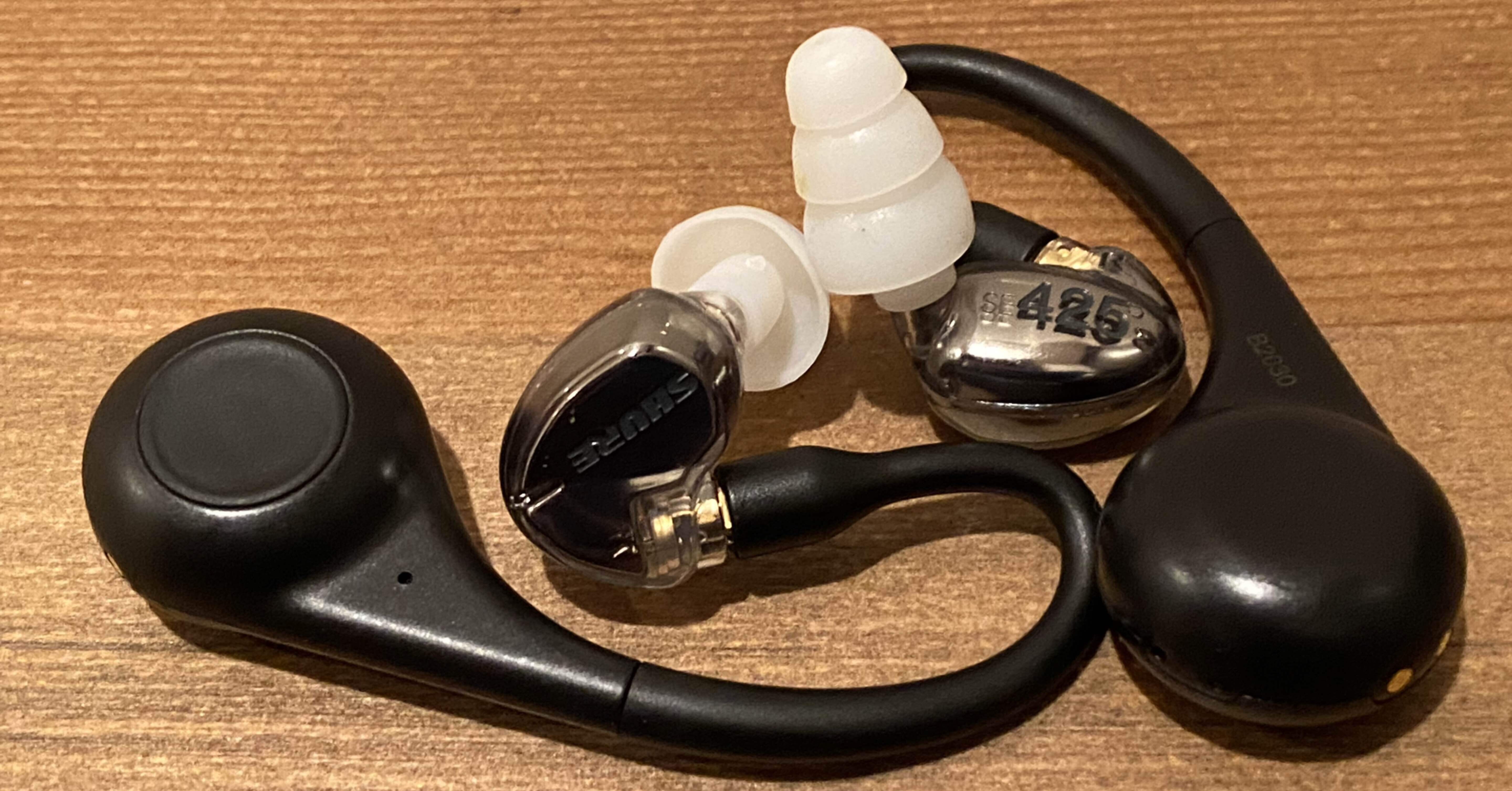 Shure se425とTW1（ジャンク品相当） Shure se425とTW1（ジャンク品相当） shure-se425-v_bt1-silver