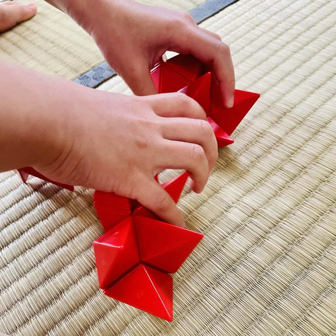 説明書なくても大丈夫！ショックブレインは組み合わせも作り方も自由 