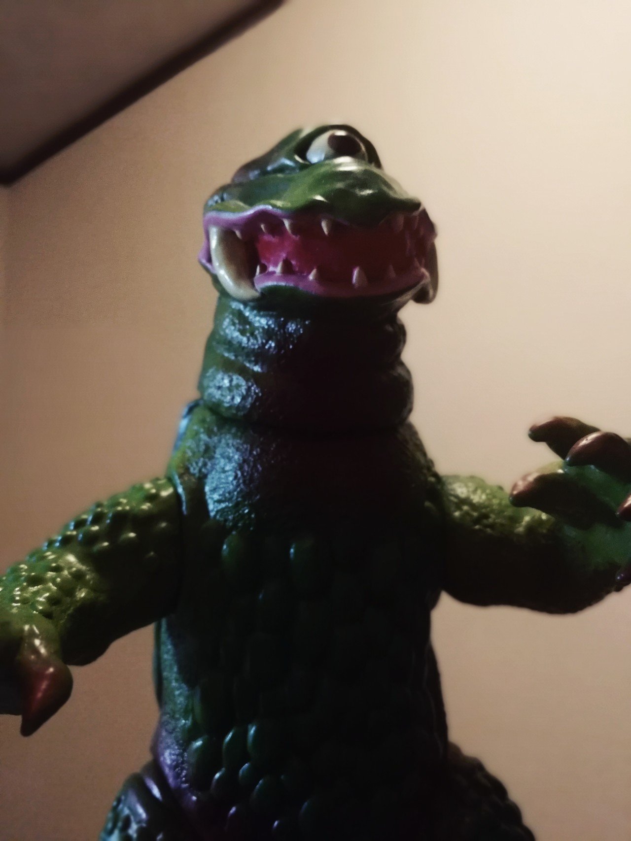 ザゴラ／シカルナ工房｜ネコロス