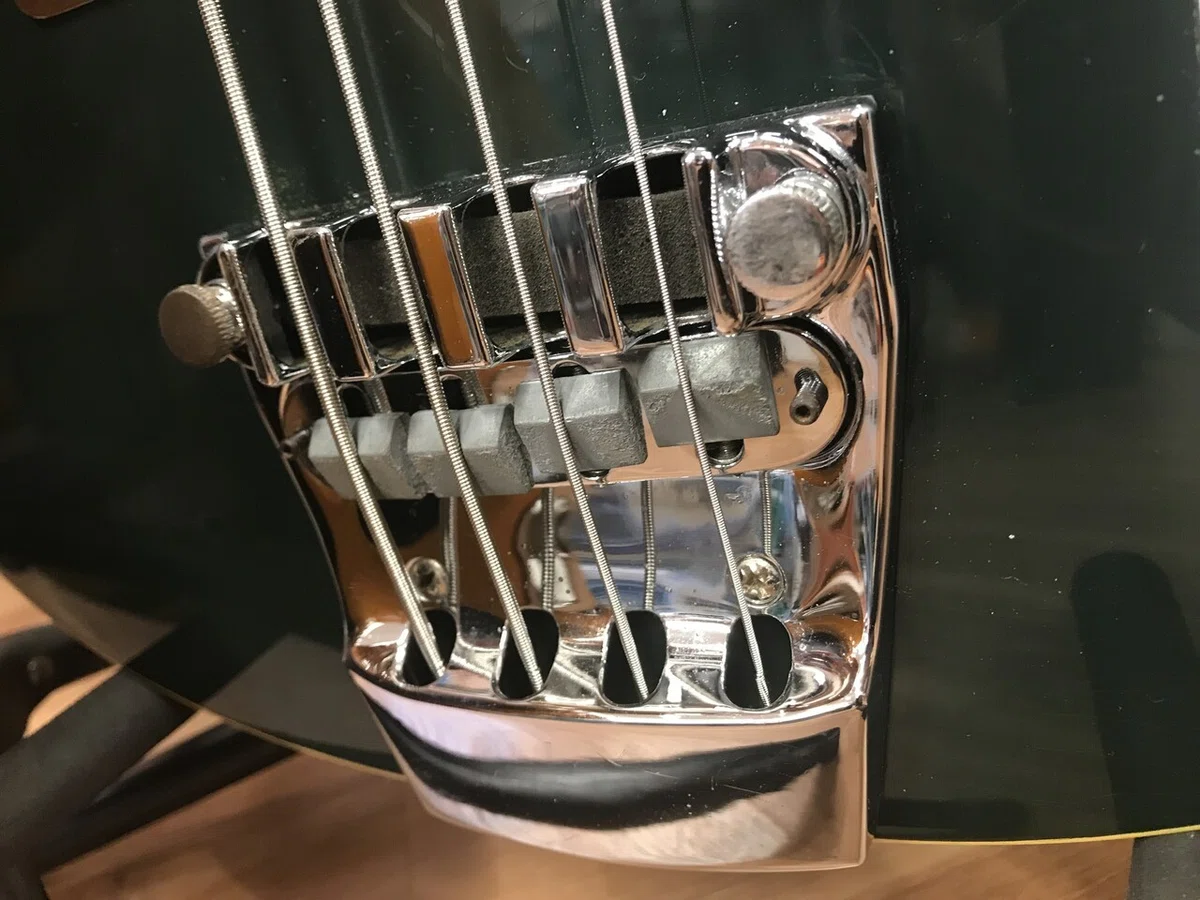 Rickenbacker ベース弦 4パック リッケンバッカー （Rickenbackerの 