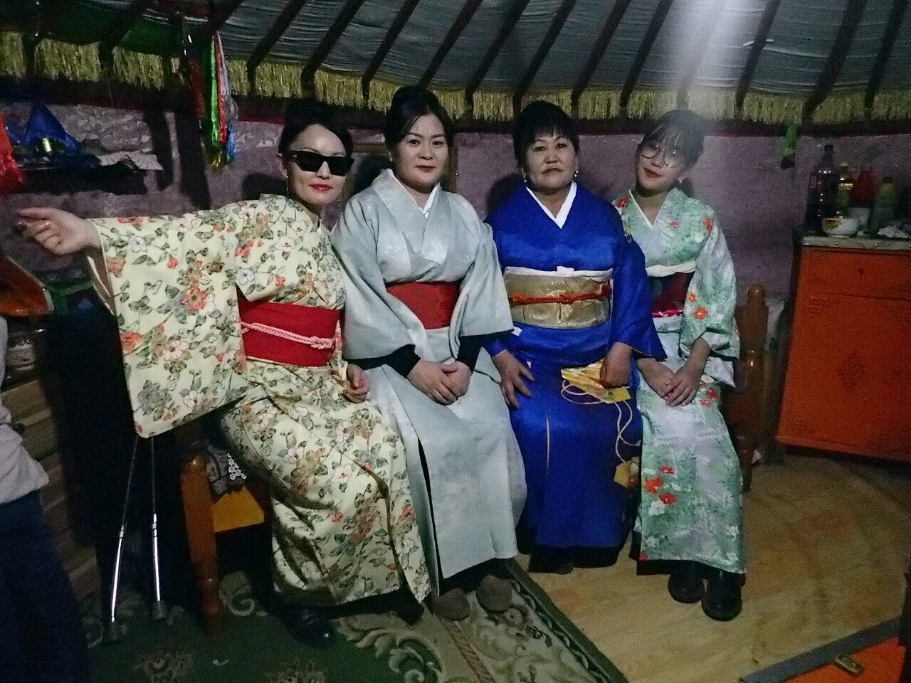 モンゴルときもの旅日記⑧～モンゴルで『月刊 岩ときもの』*遊牧民のお
