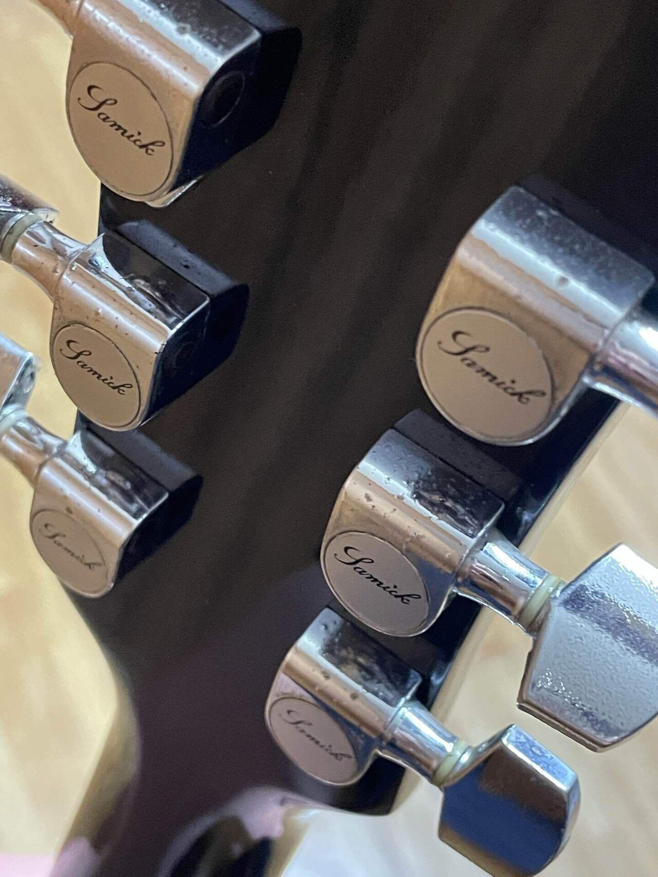 サミック 【軽量】　SGタイプ samick SG-2｜不死鳥