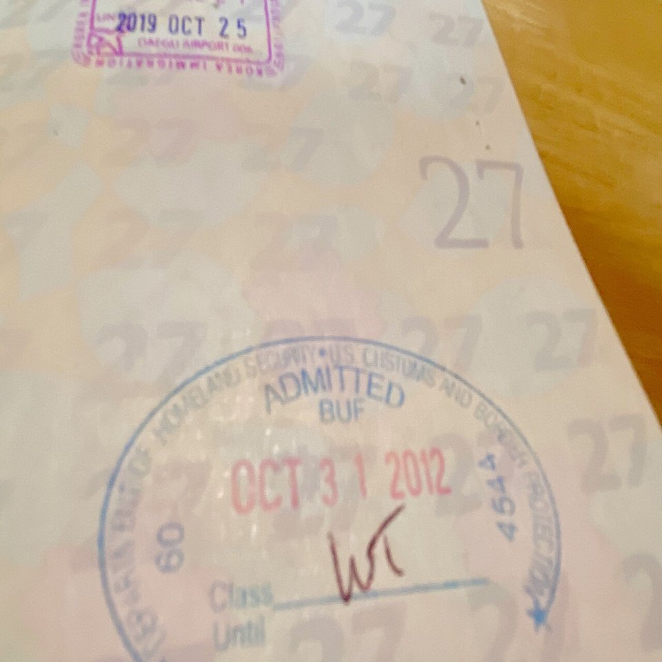 旅を思い出す印。パスポートに押された、思い入れのある「5つのスタンプ」｜手塚 大貴, image size:1280x960