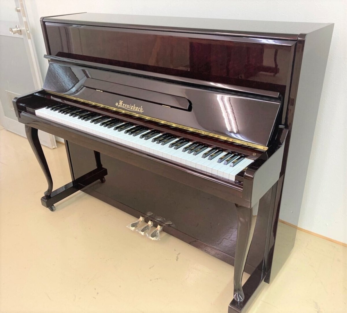 職人が修復したアトラスピアノの【クロイツバッハ】｜piano craftsman 