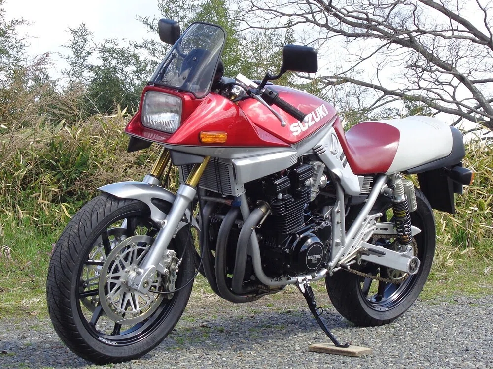 戸次様カタナ1100｜タサキチューニング