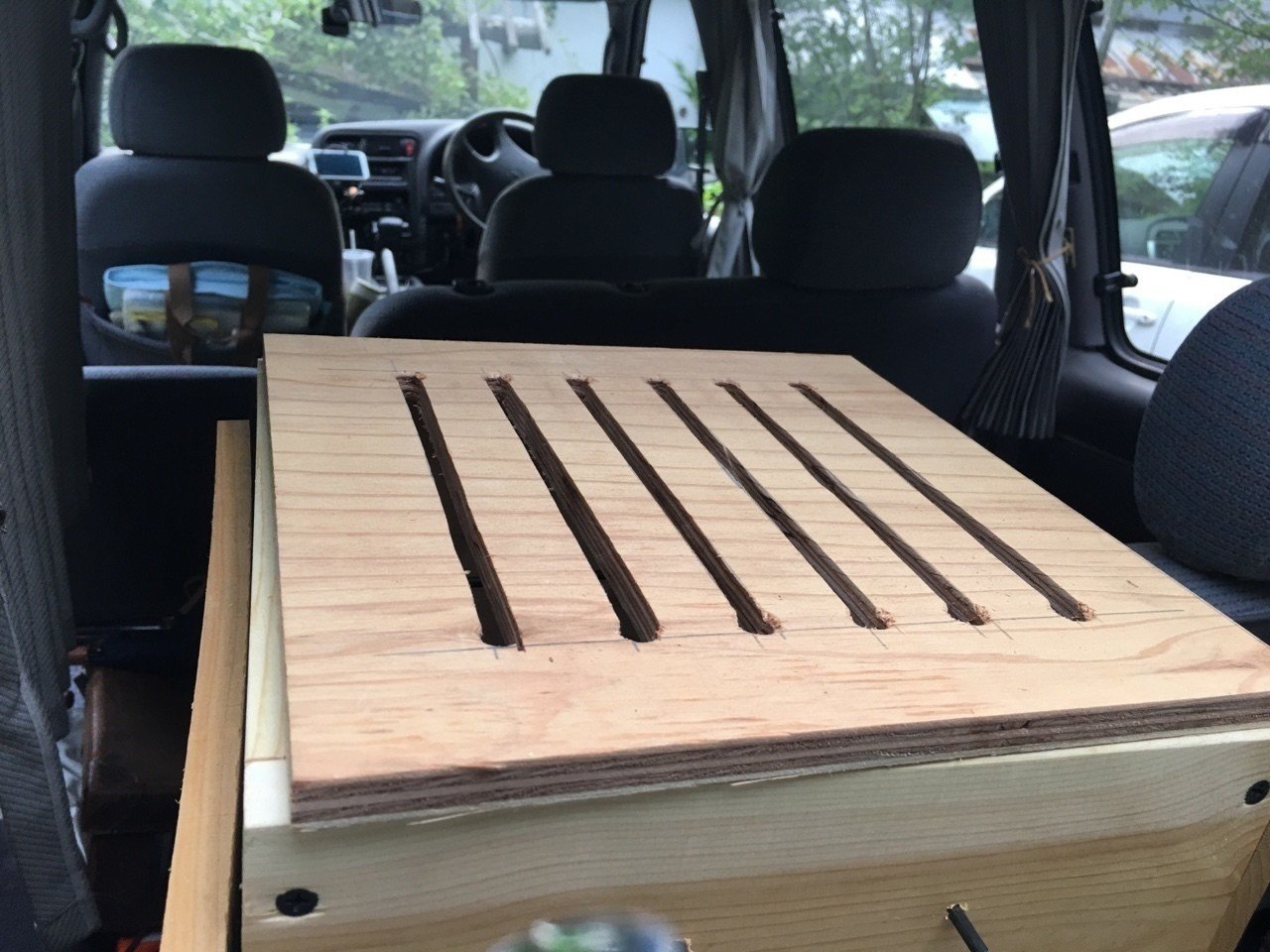 日本ミツバチ巣枠式の巣箱の勉強会｜shanthi-usui