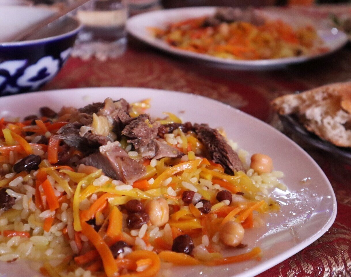 ウズベクの国民食プロフ｜ながら いつこ
