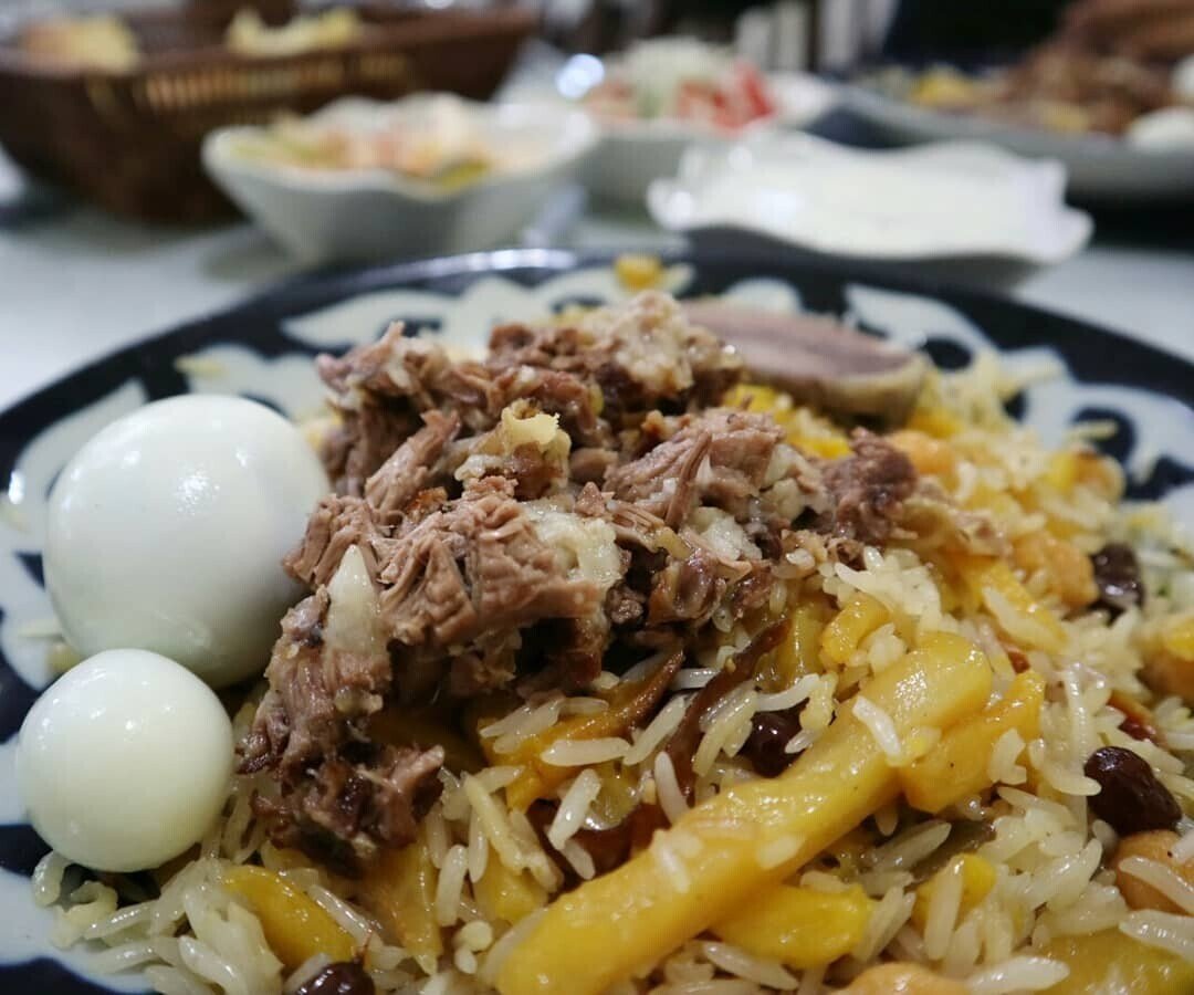 ウズベクの国民食プロフ｜ながら いつこ