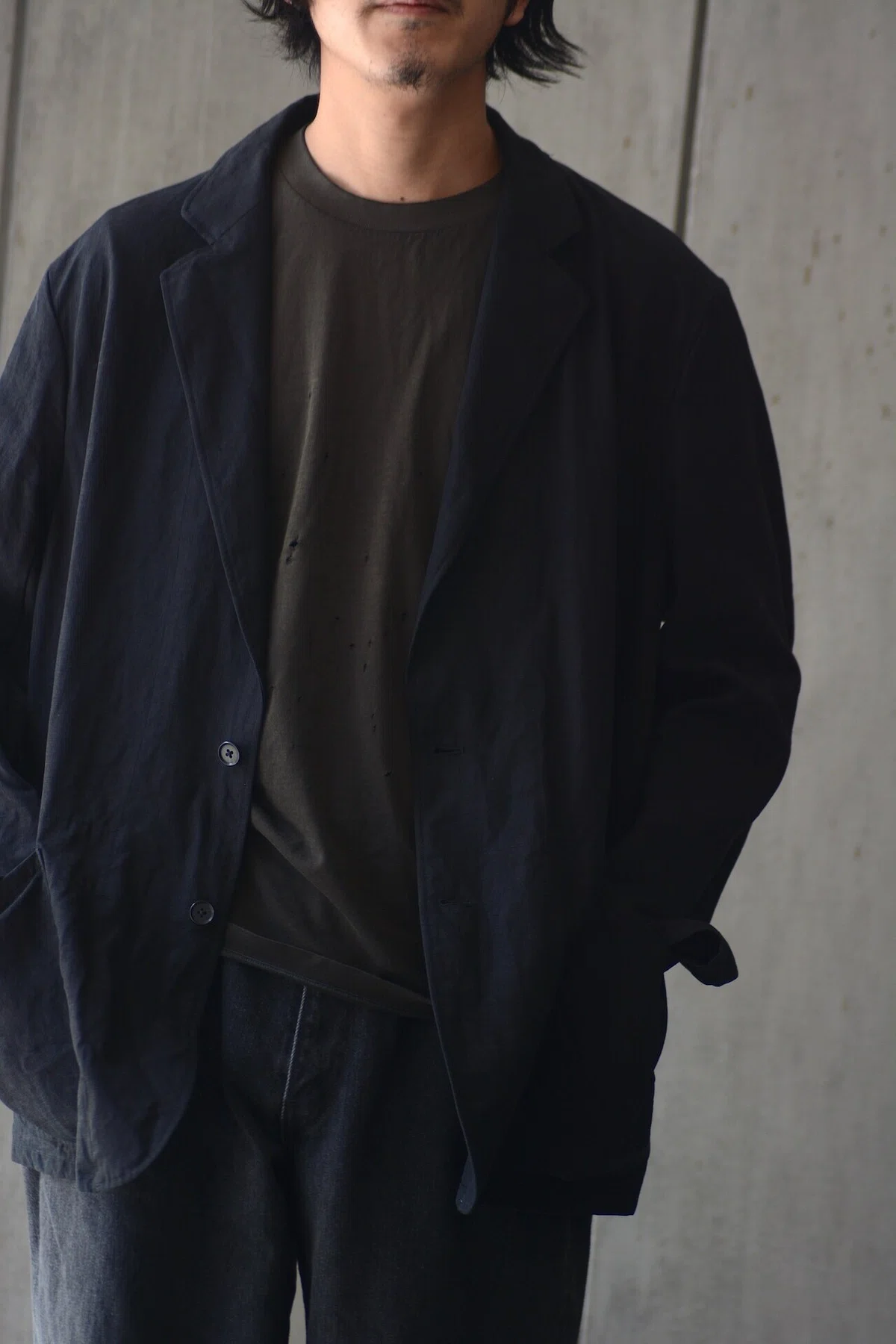 黒いリネンのジャケットが欲しい。｜takuro yamashita