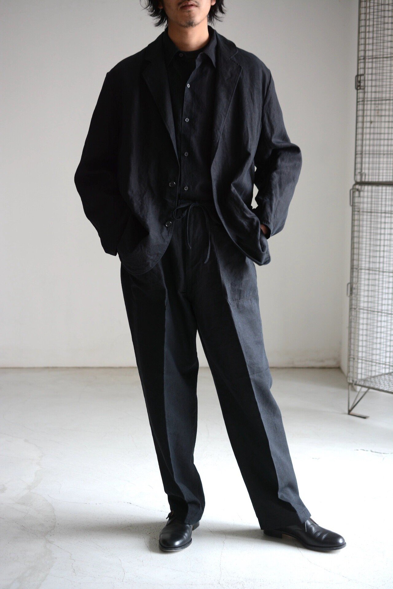 黒いリネンのジャケットが欲しい。｜takuro yamashita