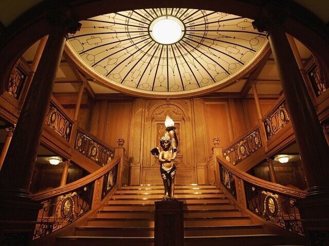 TITANIC タイタニック HALL ホール　天井 天使　ANGEL