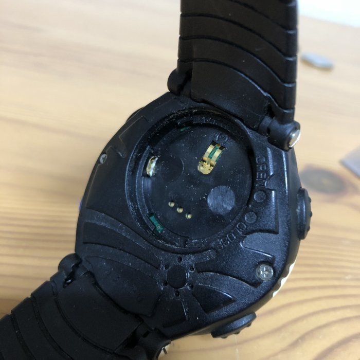 Suunto Regatta の電池交換 宮本太一 チーハン Note