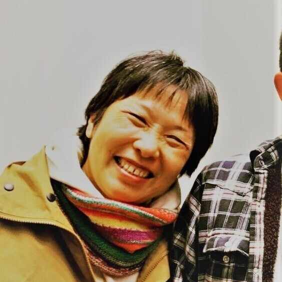 しらいわ　よしこ