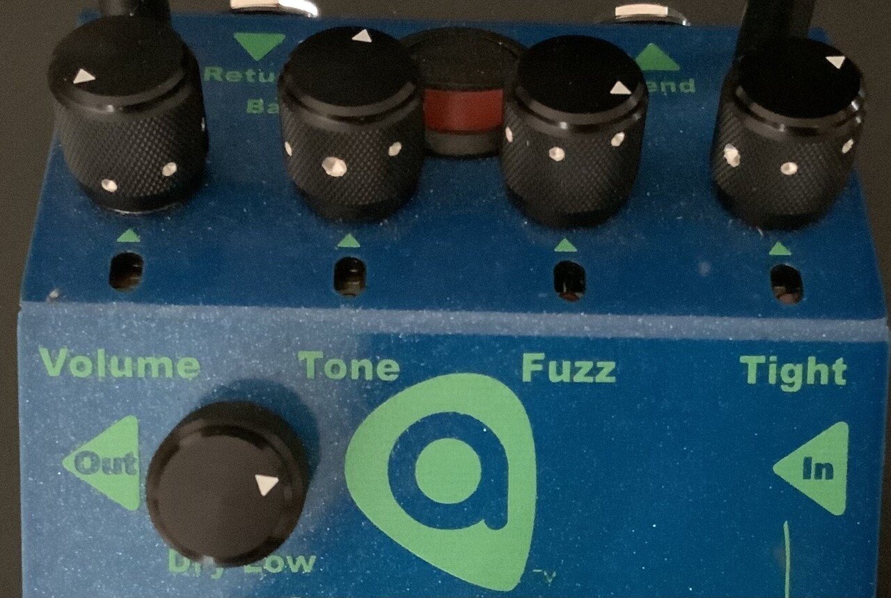 エフェクターレビュー】Amptweaker/Bass Tight Fuzz Tim Lefebvre