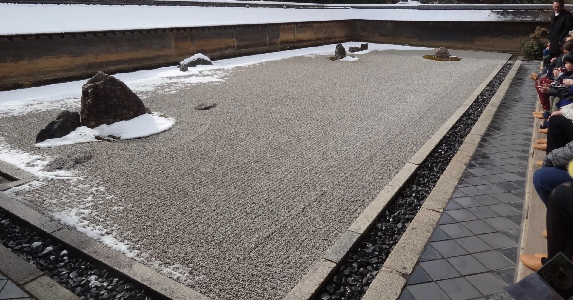 謎多い世界遺産「龍安寺」修復前後比較!朝必須!10年前と見比べ【きぬ