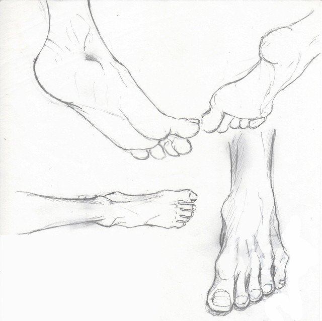 ひと足2,3分くらい。自分の足見て描きました。自分の足と向き合う貴重な時間でした（笑）