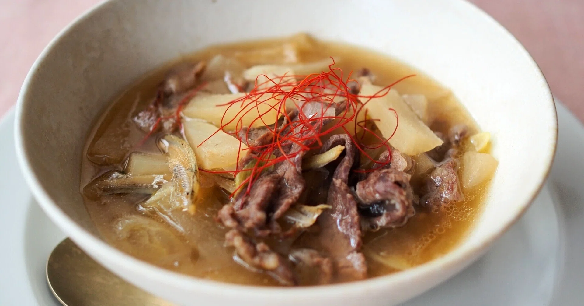 煮干し 昆布の強力コンボ 韓国風牛肉と大根のスープ しらいのりこ ごはん同盟 Note 煮干し 昆布の強力コンボ 韓国風牛肉と大根のスープ しらいのりこ ごはん同盟 Note