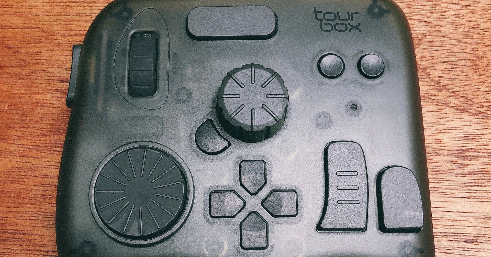 TourBox Elite レビュー：DAWを使用するミュージシャンにも