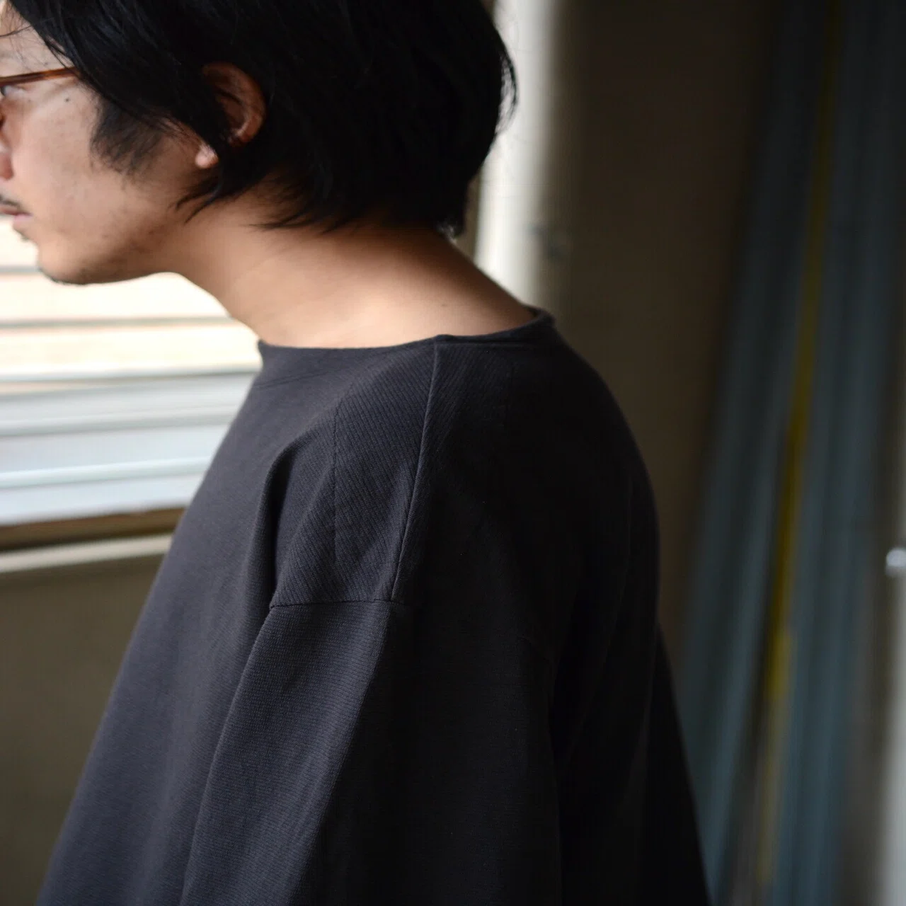 炭黒な和紙バスク｜takuro yamashita