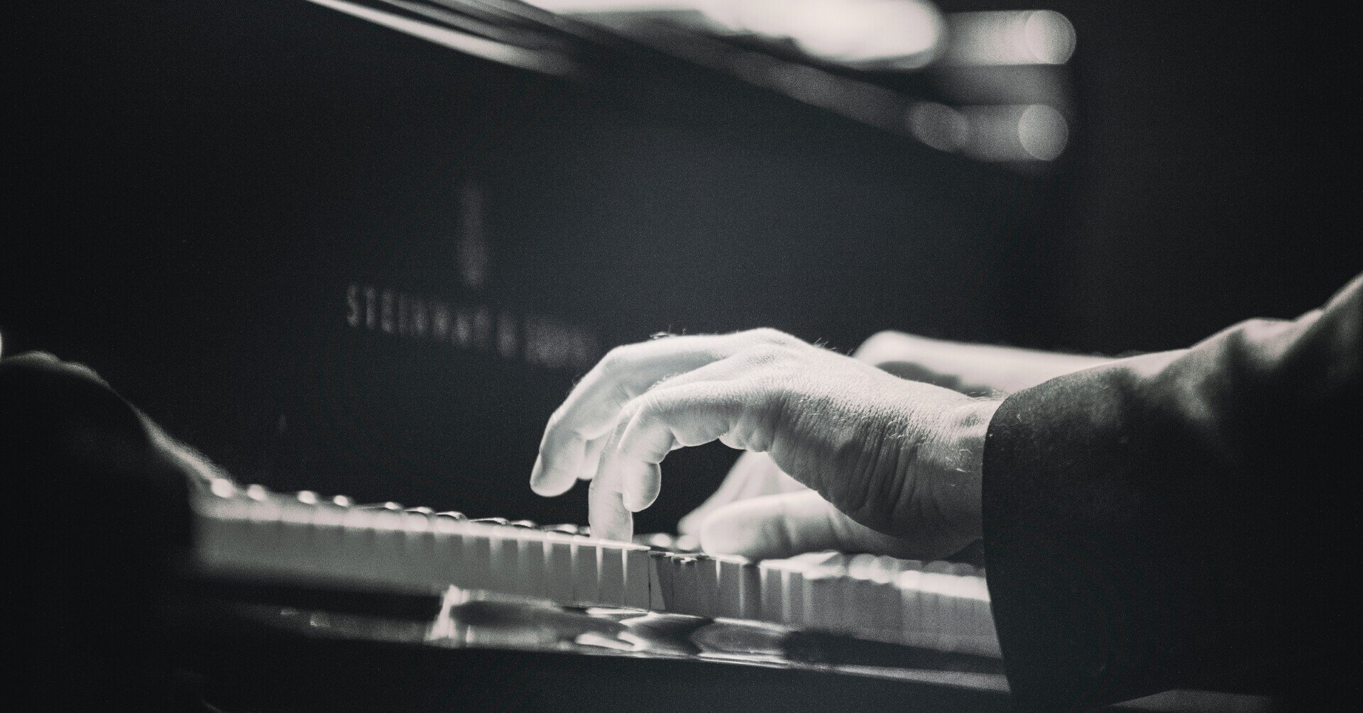 ジャズ史に残るピアニストたち（生年月日順）｜Gavi