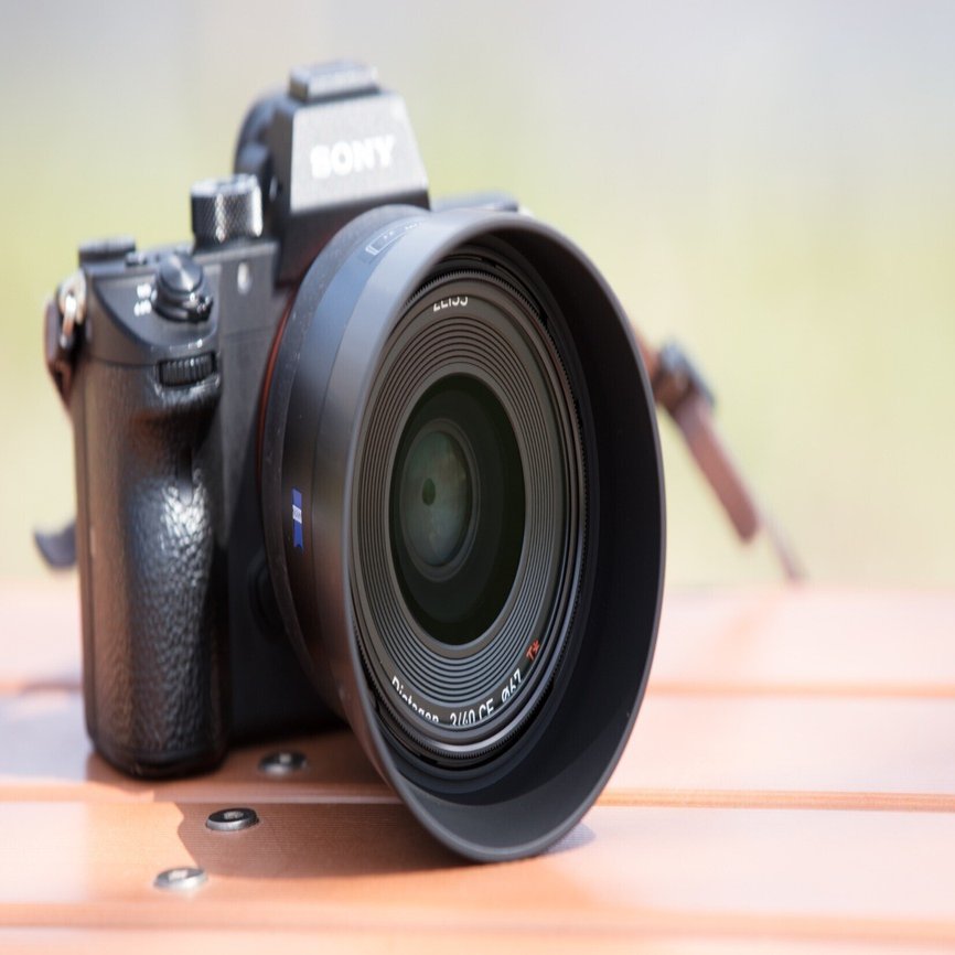 ソニーα機とツァイスレンズ｜2828くん
