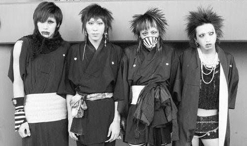 シドは2000年代のヴィジュアル系。｜金子