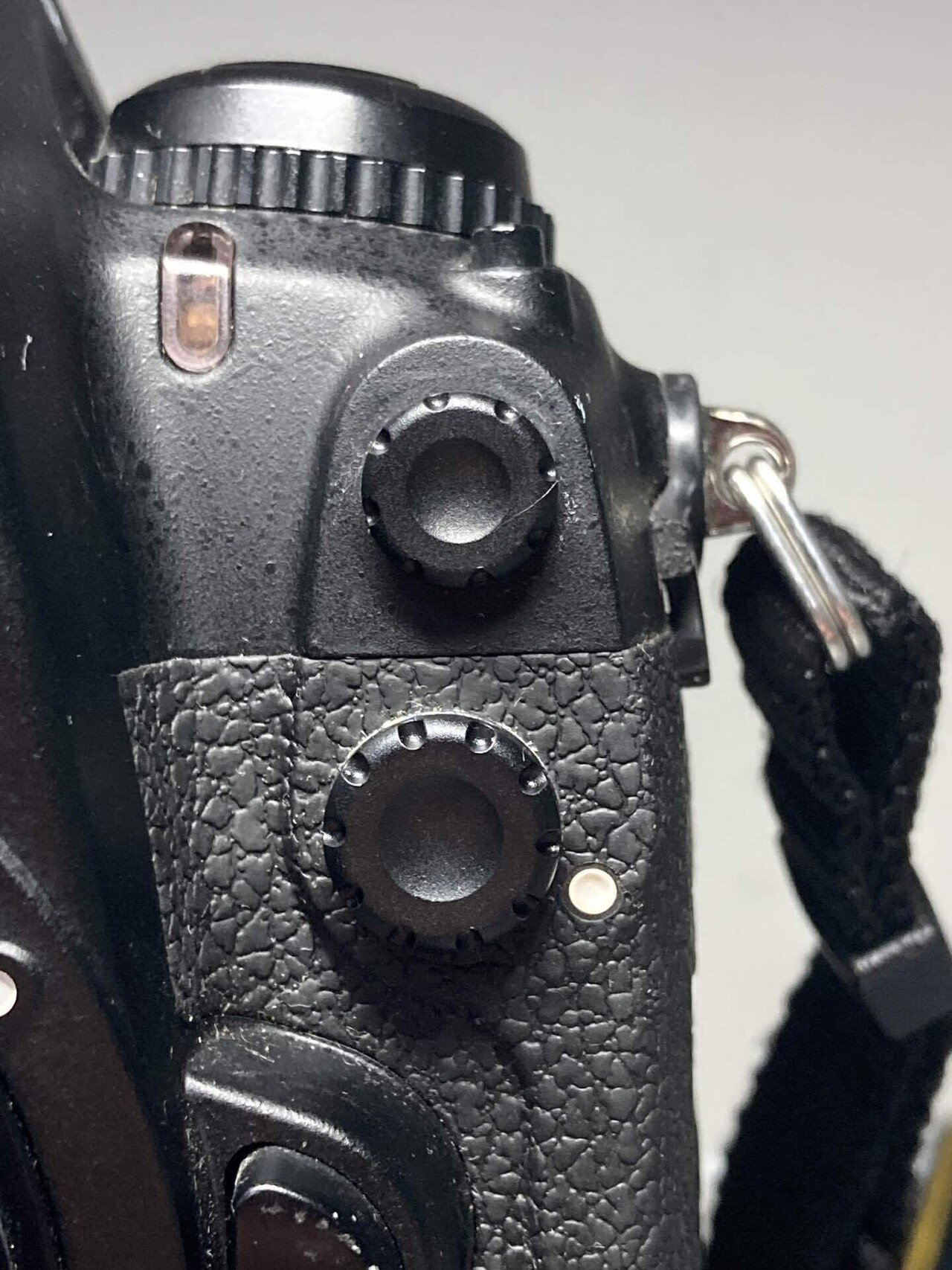 Nikon - Nikon　デジタル一眼レフカメラ D300 ボディ　10ピンターミナルカバー・シンクロターミナルカバーなし Nikon - Nikon デジタル一眼レフカメラ D300 ボディ 10ピン