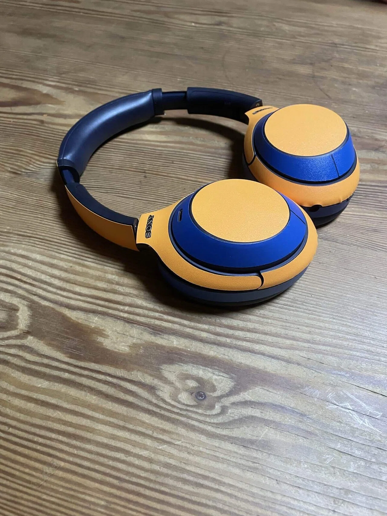 Xtremeskins】ソニーのWH-1000XM4🎧専用のスキンシールが遂に来たよ