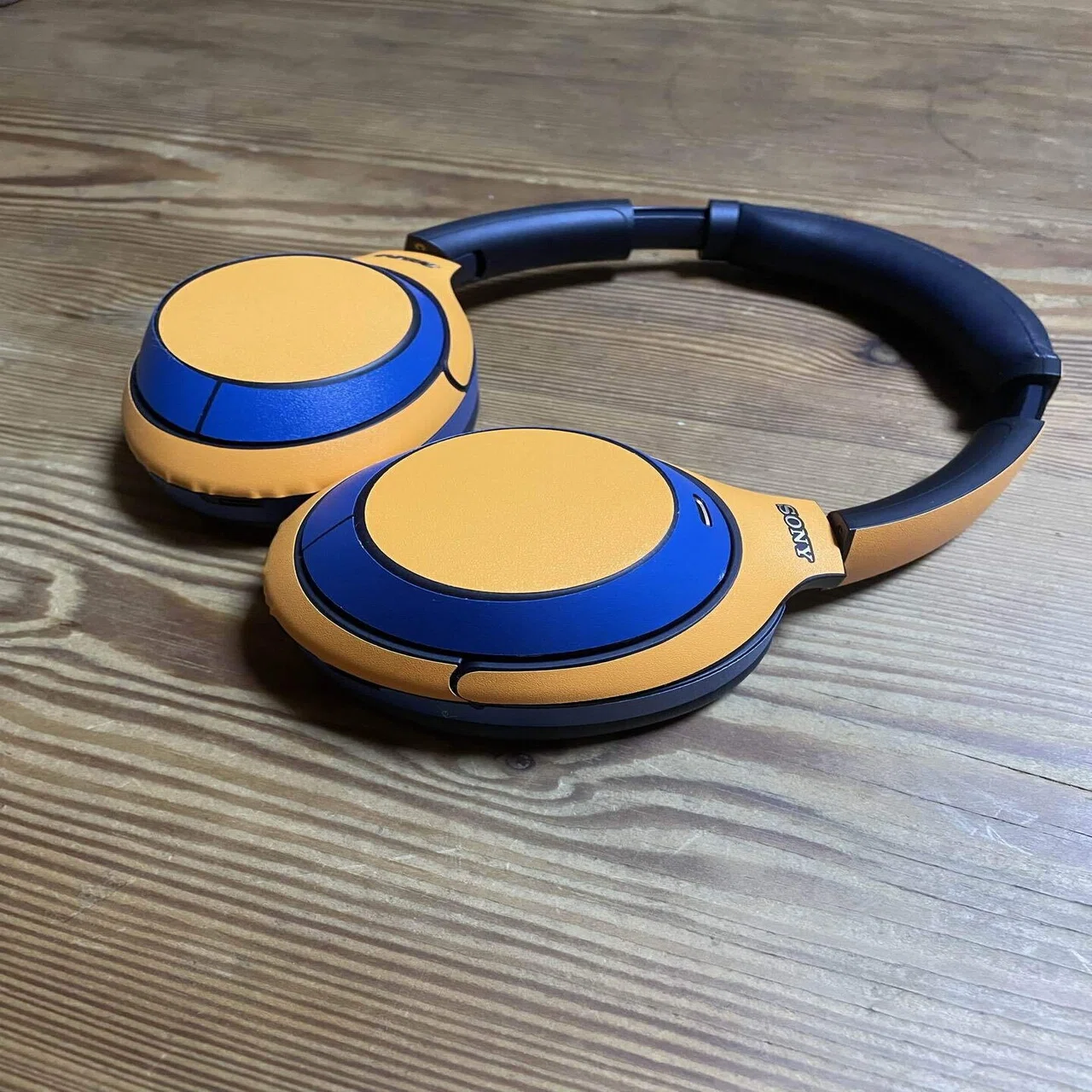 Xtremeskins】ソニーのWH-1000XM4?専用のスキンシールが遂に来たよ 